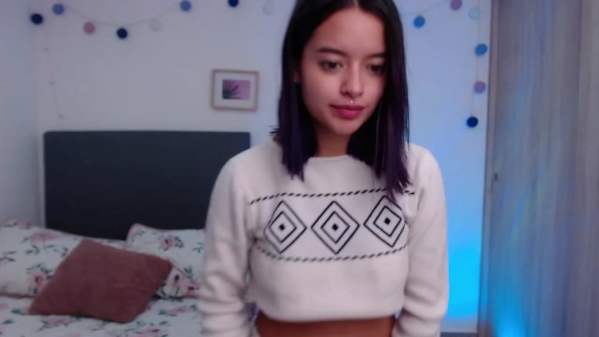 Gallery image thumbnail from Elzee's myfreecams stream on, 12/07/2022, 07:47 image 12 of 20
