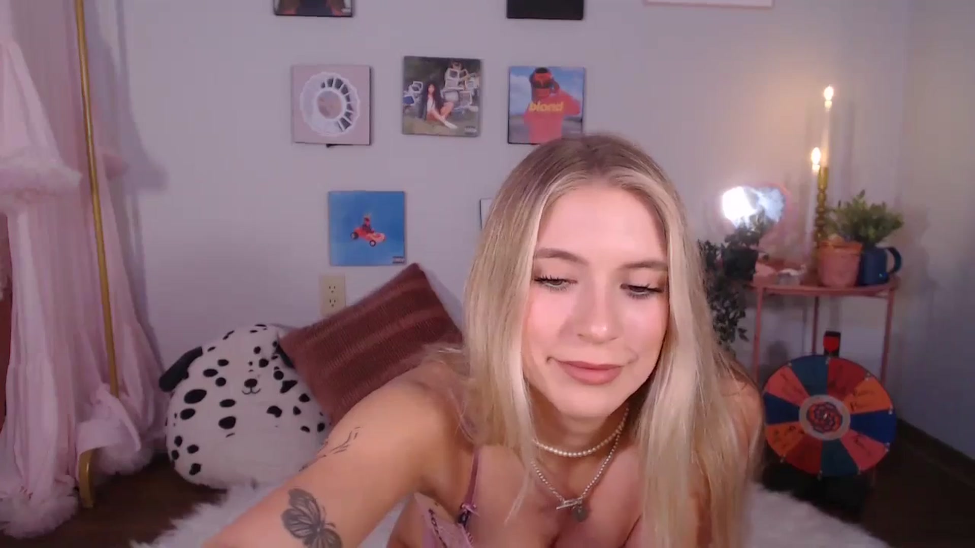 Gallery image thumbnail from Em_babyxx's myfreecams stream on, 11/02/2023, 04:30 image 2 of 20