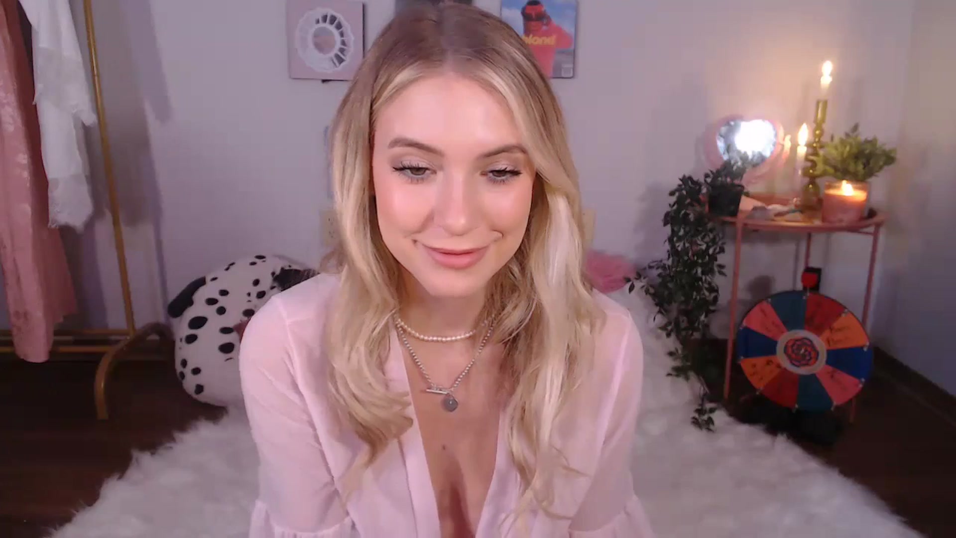 Gallery image thumbnail from Em_babyxx's myfreecams stream on, 11/14/2023, 06:41 image 17 of 20