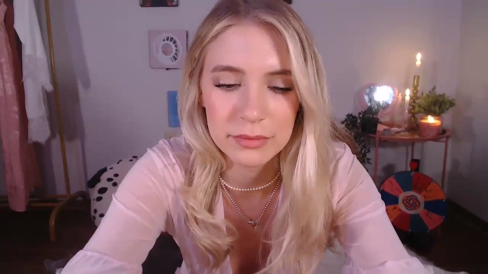 Gallery image thumbnail from Em_babyxx's myfreecams stream on, 11/14/2023, 06:41 image 4 of 20