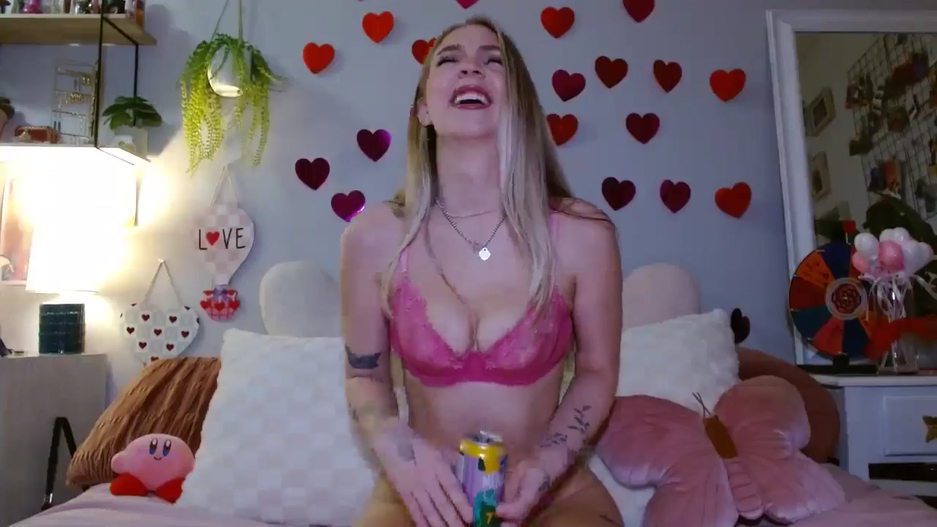 Gallery image thumbnail from Em_babyxx's myfreecams stream on, 02/13/2025, 09:42 image 7 of 20