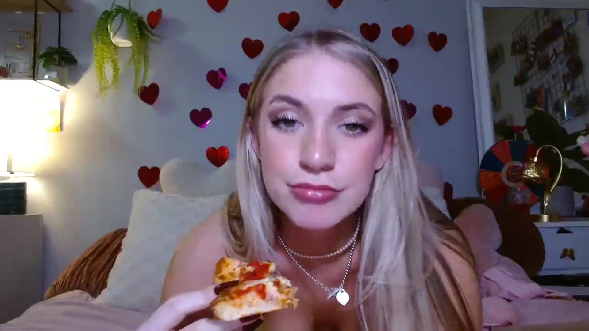 Gallery image thumbnail from Em_babyxx's myfreecams stream on, 02/23/2025, 09:17 image 5 of 20