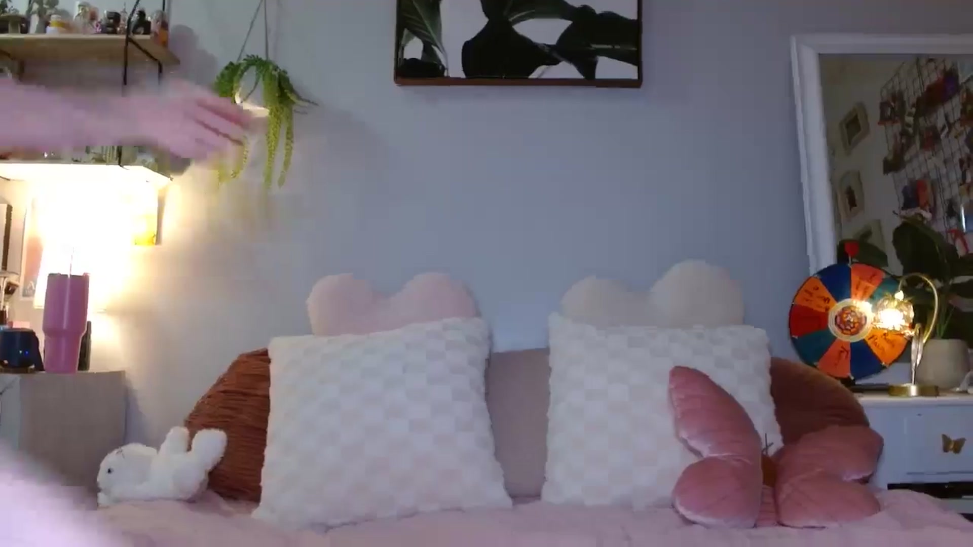 Gallery image thumbnail from Em_babyxx's myfreecams stream on, 04/13/2025, 08:32 image 8 of 20