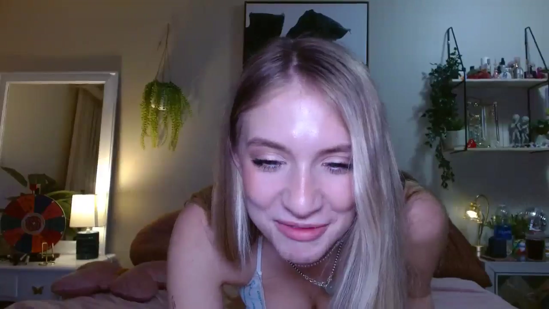 Gallery image thumbnail from Em_babyxx's myfreecams stream on, 06/29/2025, 10:08 image 19 of 20