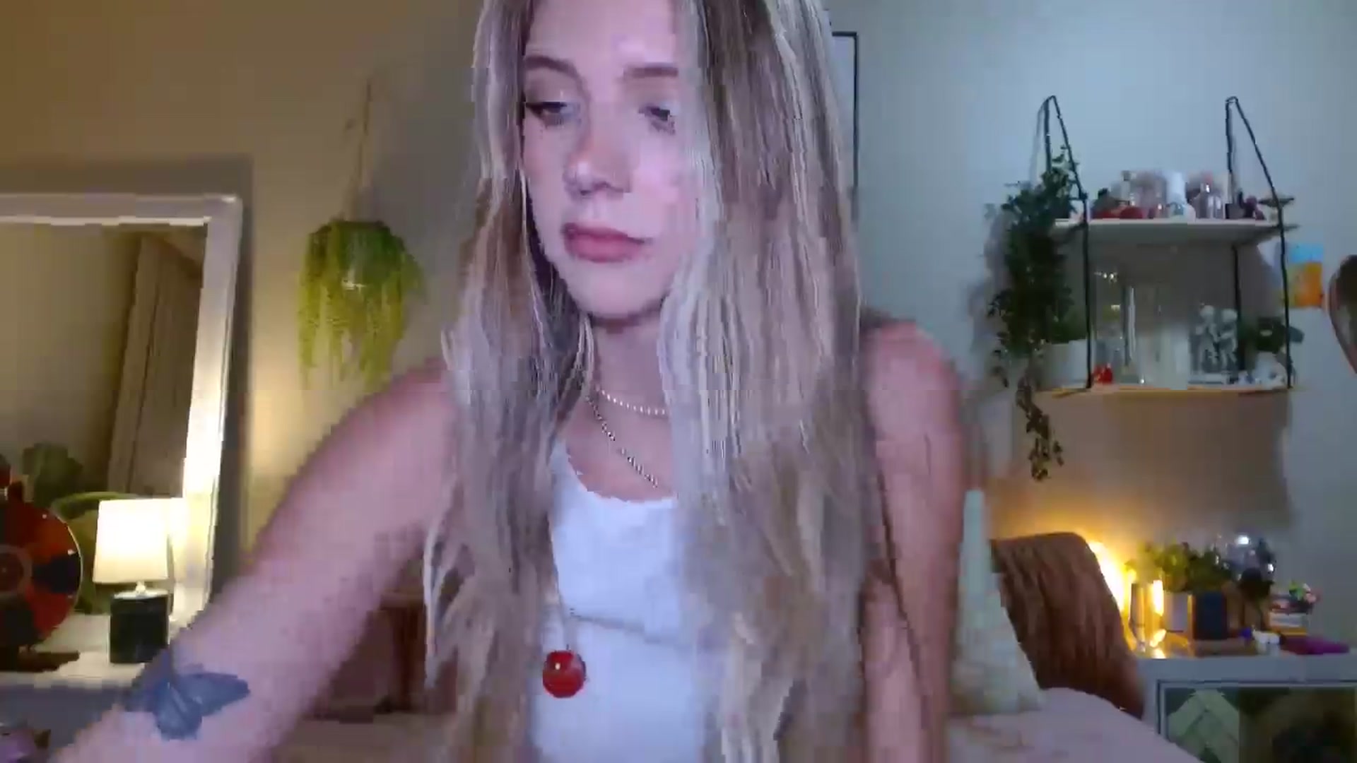 Gallery image thumbnail from Em_babyxx's myfreecams stream on, 07/27/2025, 08:24 image 3 of 20