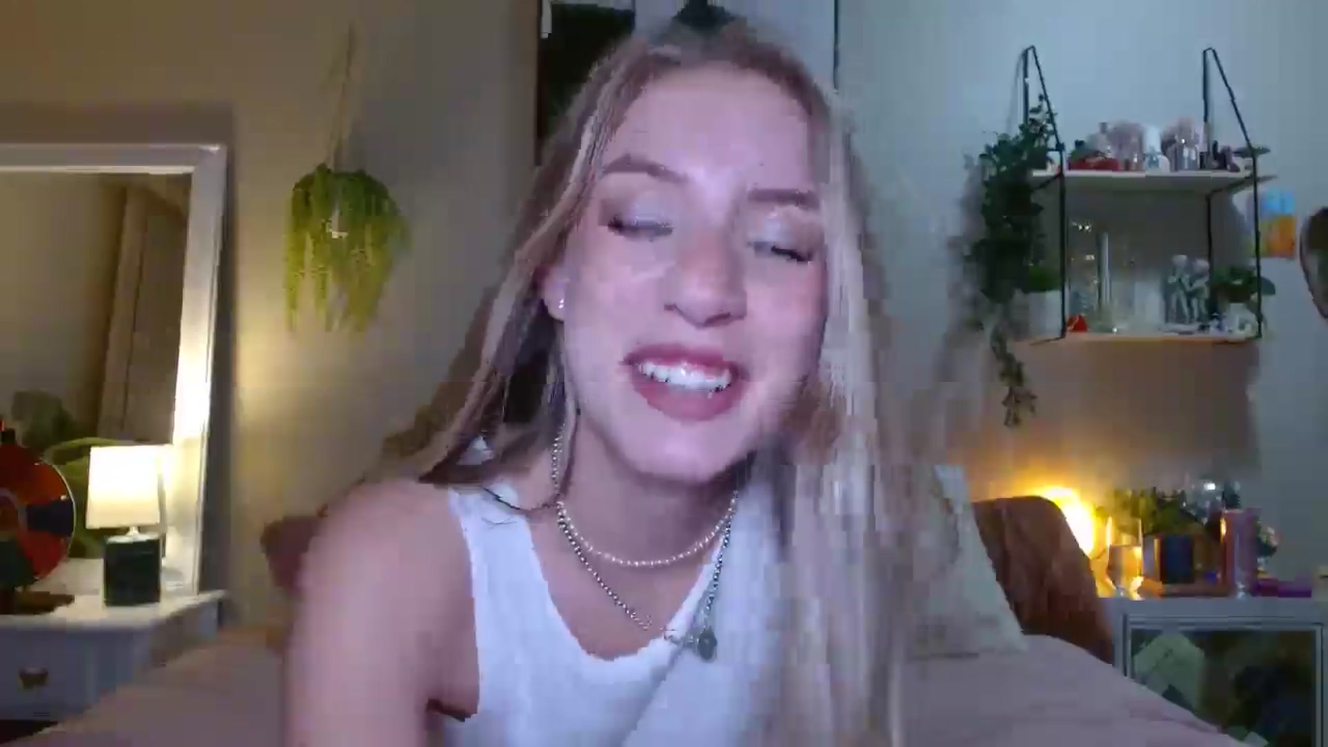 Gallery image thumbnail from Em_babyxx's myfreecams stream on, 07/27/2025, 10:00 image 9 of 20