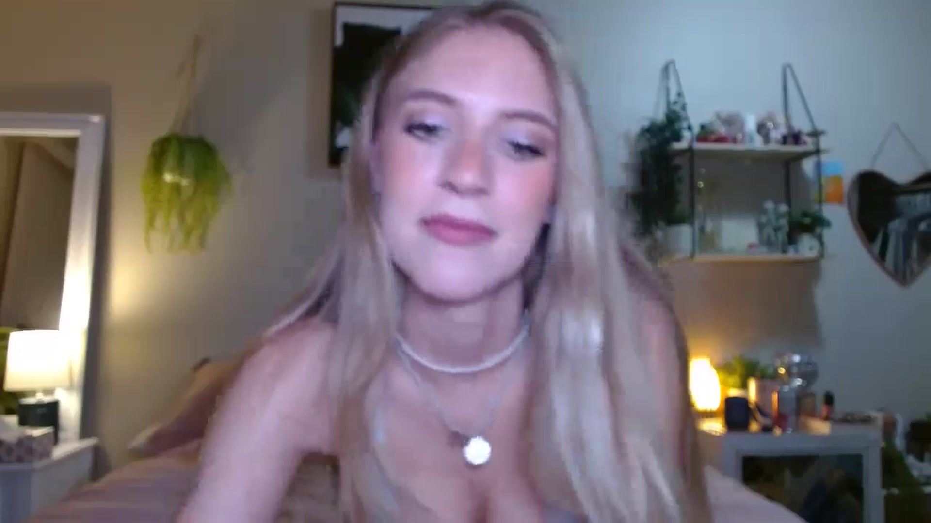 Gallery image thumbnail from Em_babyxx's myfreecams stream on, 09/01/2025, 06:47 image 3 of 20
