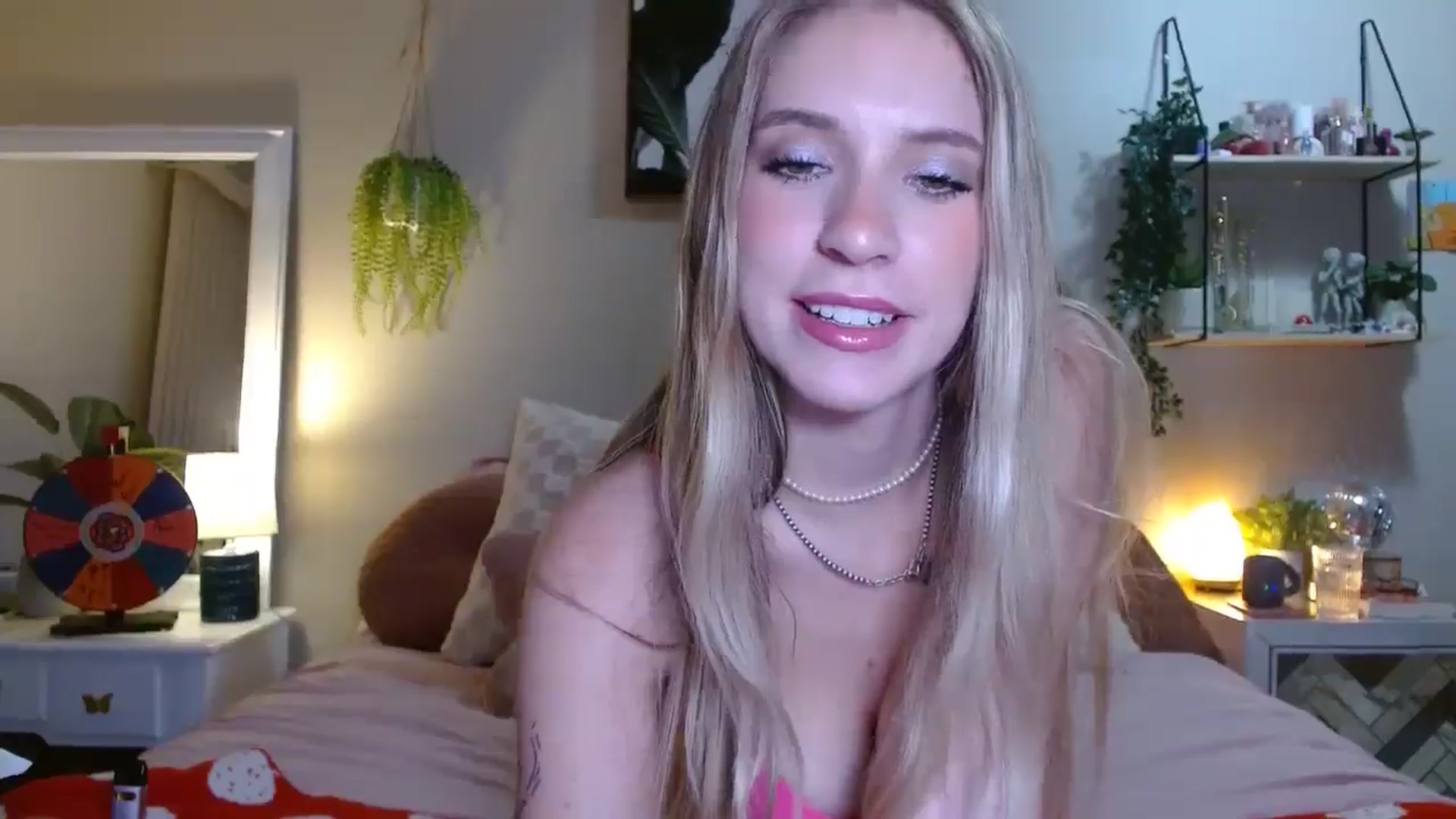Gallery image thumbnail from Em_babyxx's myfreecams stream on, 09/13/2025, 08:54 image 6 of 20