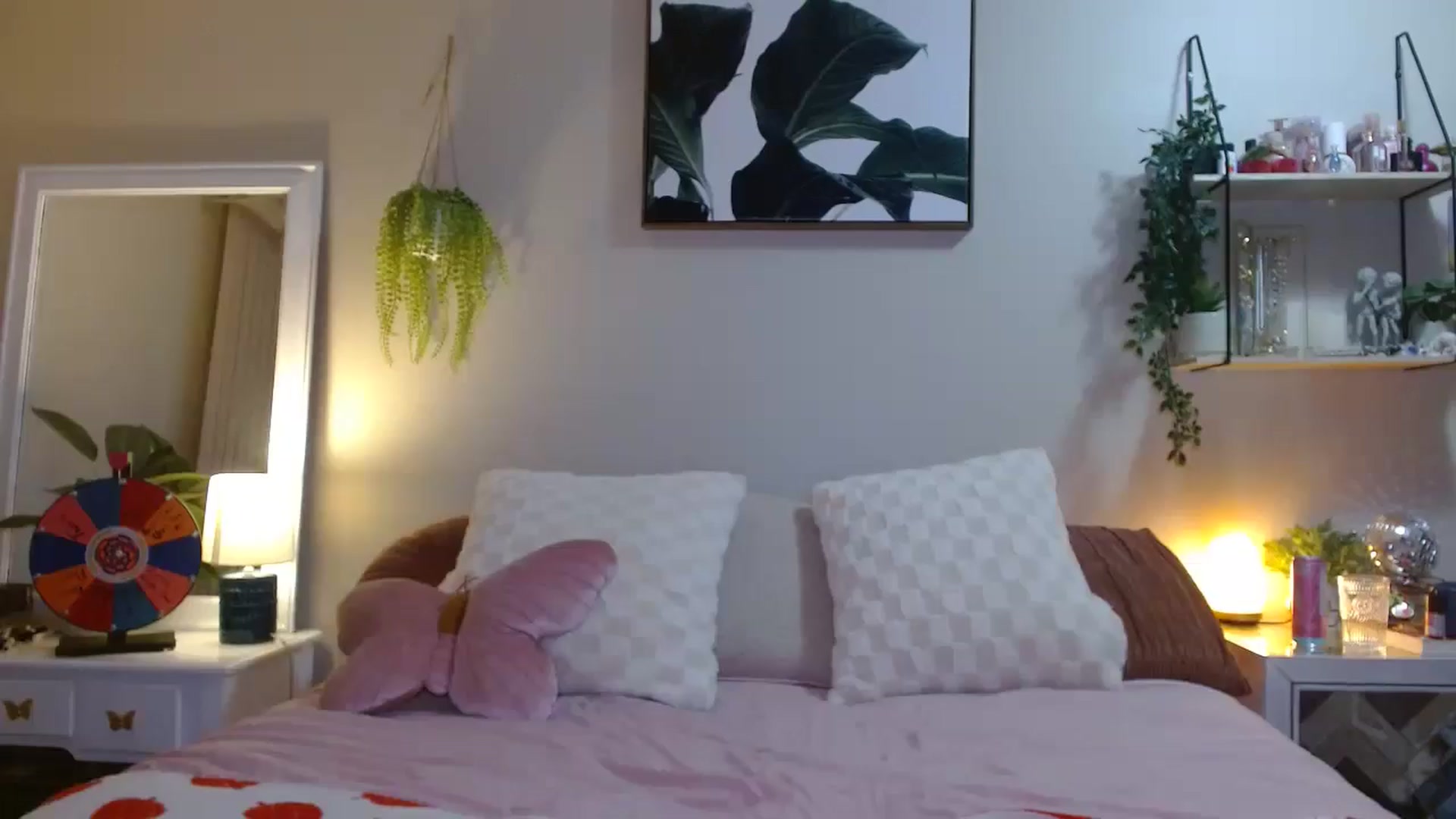 Gallery image thumbnail from Em_babyxx's myfreecams stream on, 09/28/2025, 08:12 image 9 of 20