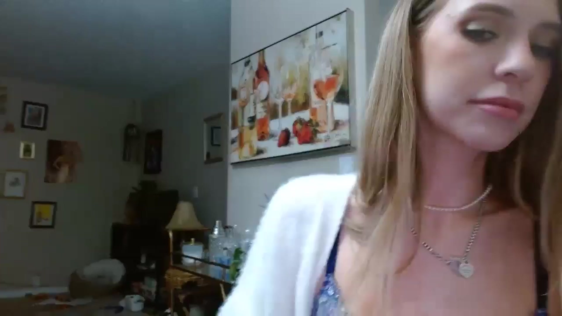 Gallery image thumbnail from Em_babyxx's myfreecams stream on, 10/12/2025, 10:02 image 19 of 20