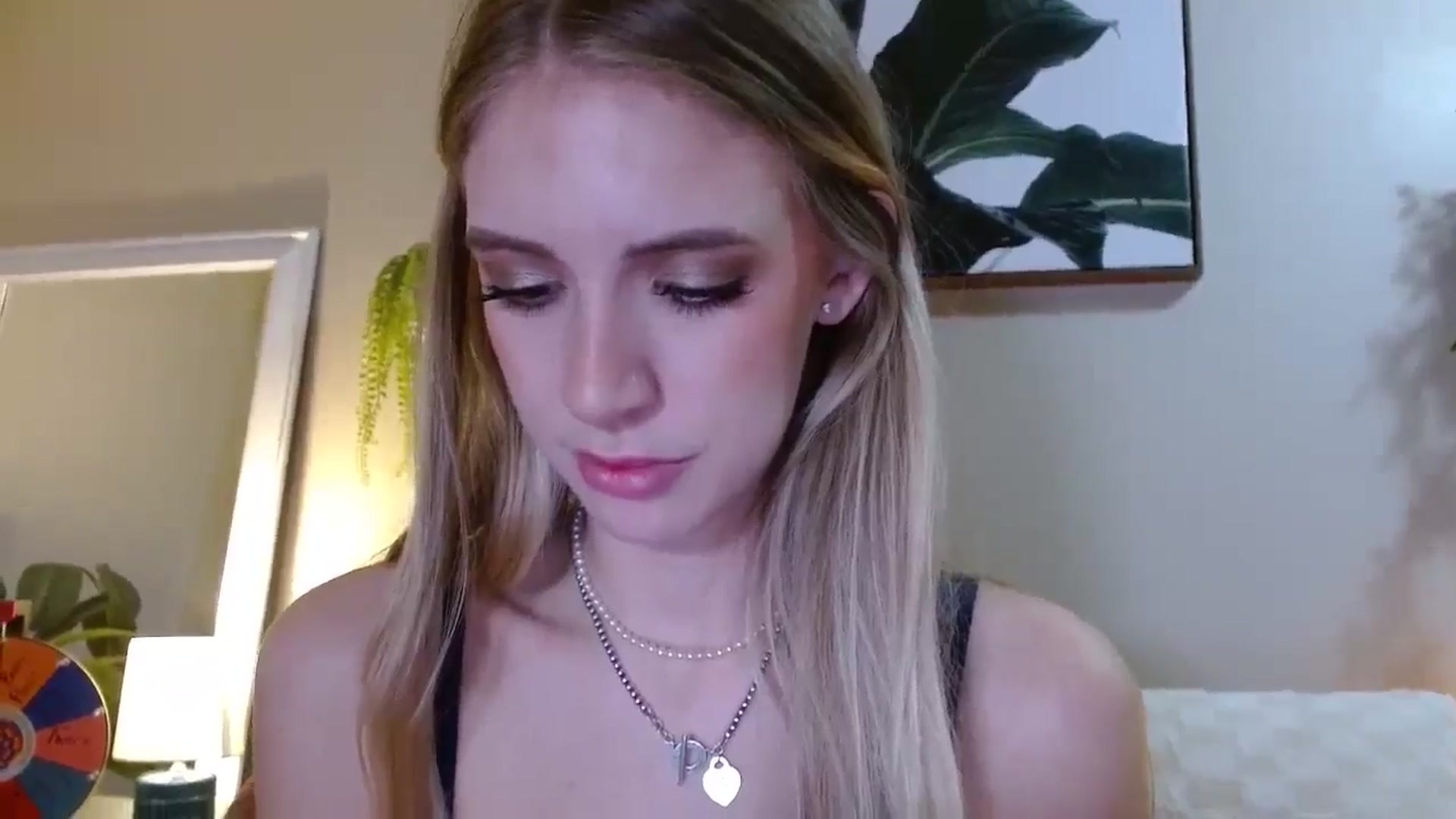 Gallery image thumbnail from Em_babyxx's myfreecams stream on, 10/19/2025, 09:30 image 6 of 20