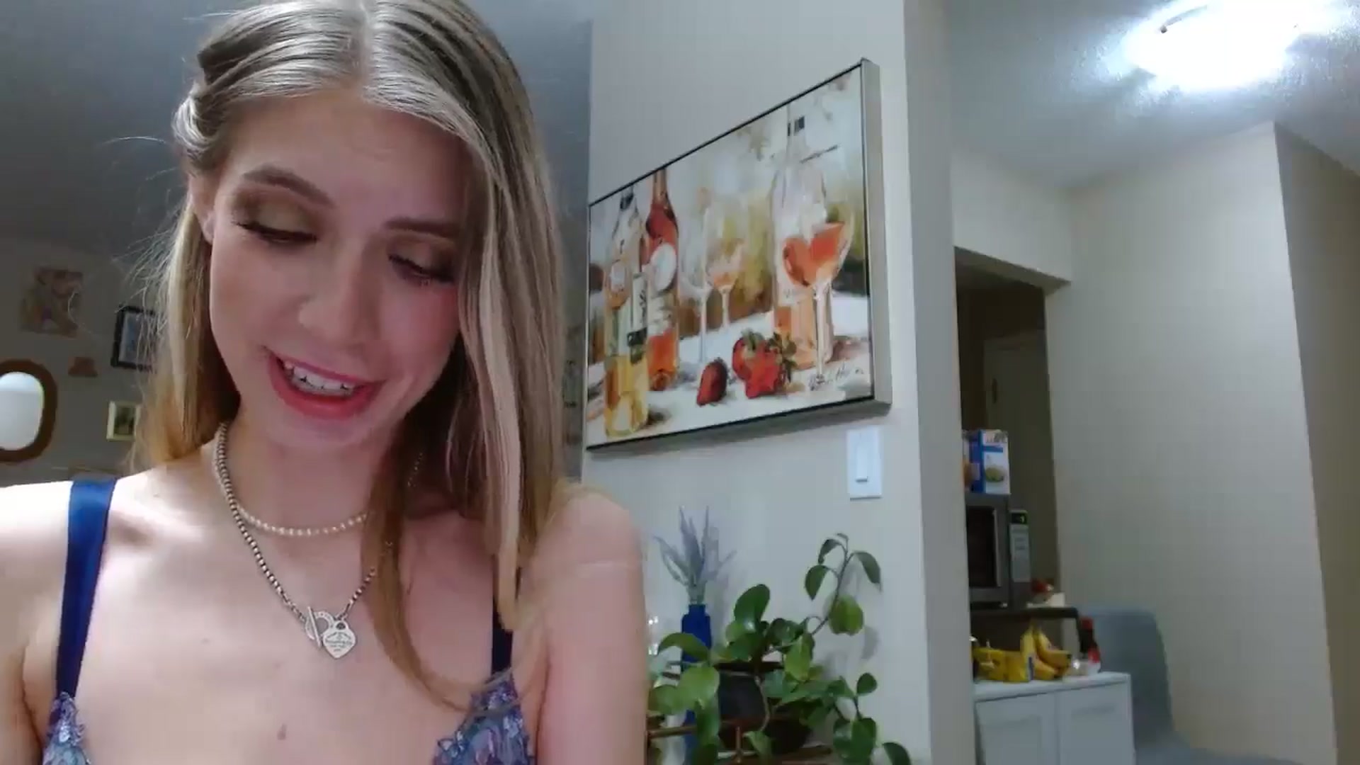 Gallery image thumbnail from Em_babyxx's myfreecams stream on, 10/26/2025, 08:48 image 10 of 20