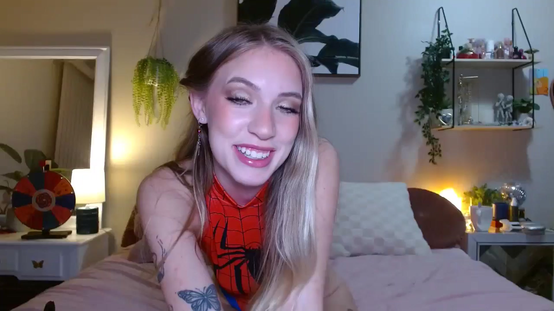 Gallery image thumbnail from Em_babyxx's myfreecams stream on, 10/27/2025, 09:08 image 10 of 20