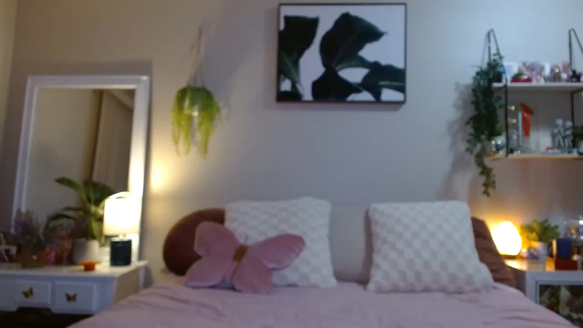 Gallery image thumbnail from Em_babyxx's myfreecams stream on, 12/09/2025, 08:52 image 9 of 20