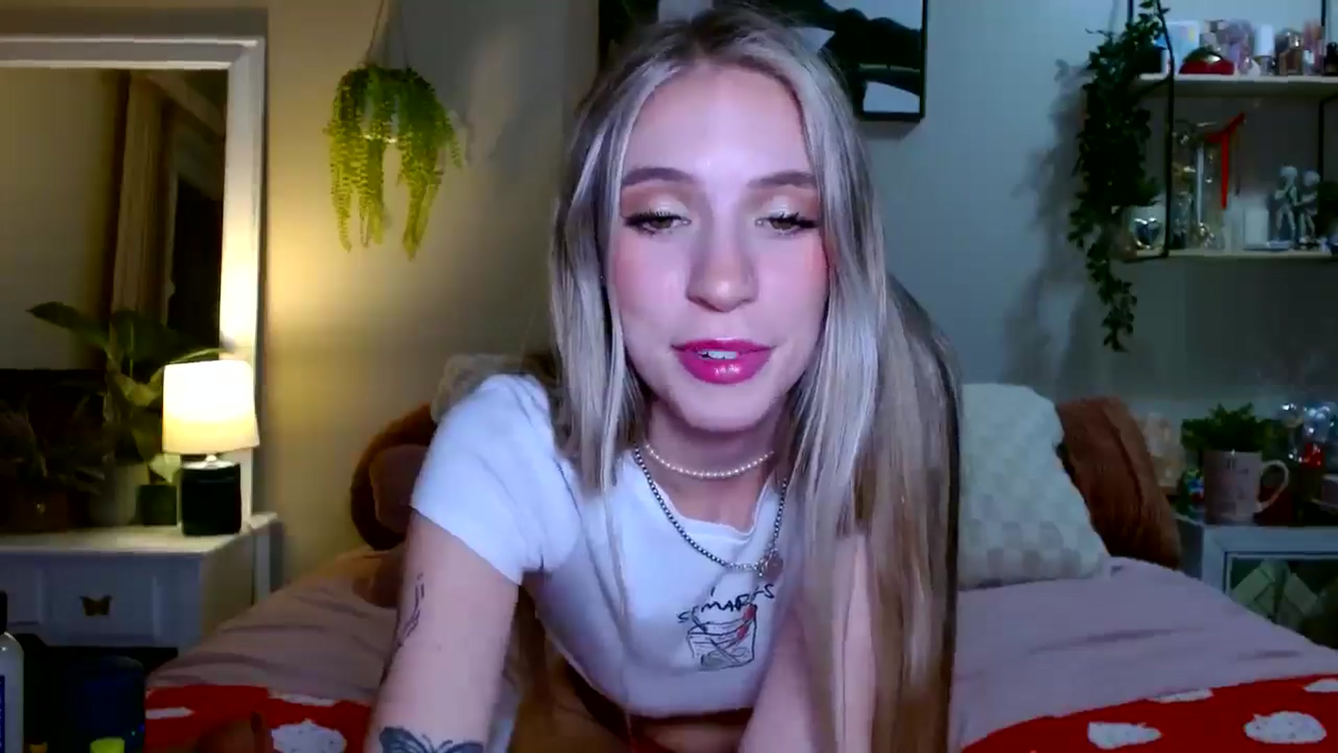Gallery image thumbnail from Em_babyxx's myfreecams stream on, 01/12/2026, 08:32 image 11 of 20