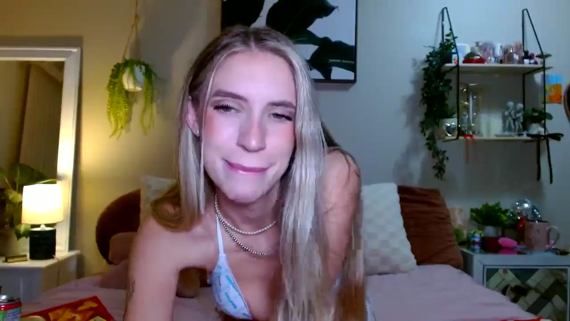 Gallery image thumbnail from Em_babyxx's myfreecams stream on, 02/08/2026, 09:40 image 13 of 20