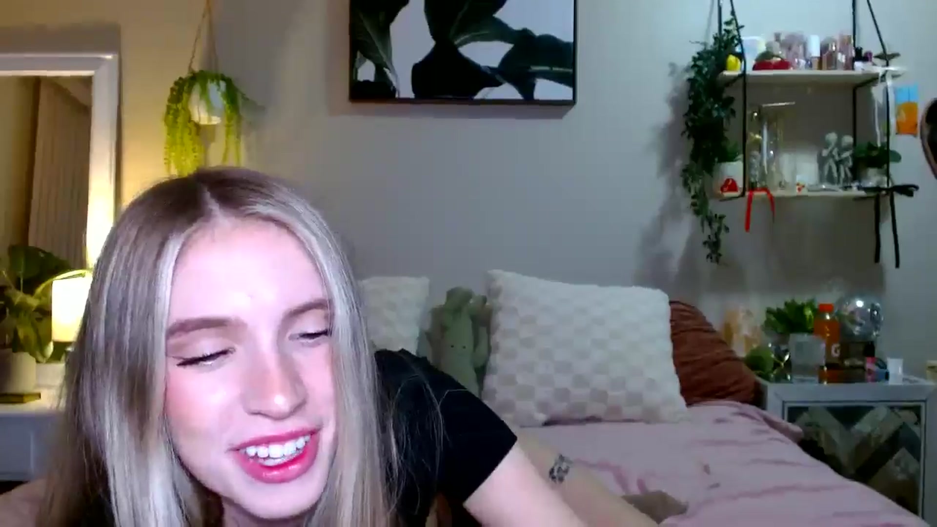Gallery image thumbnail from Em_babyxx's myfreecams stream on, 02/24/2026, 10:30 image 16 of 20
