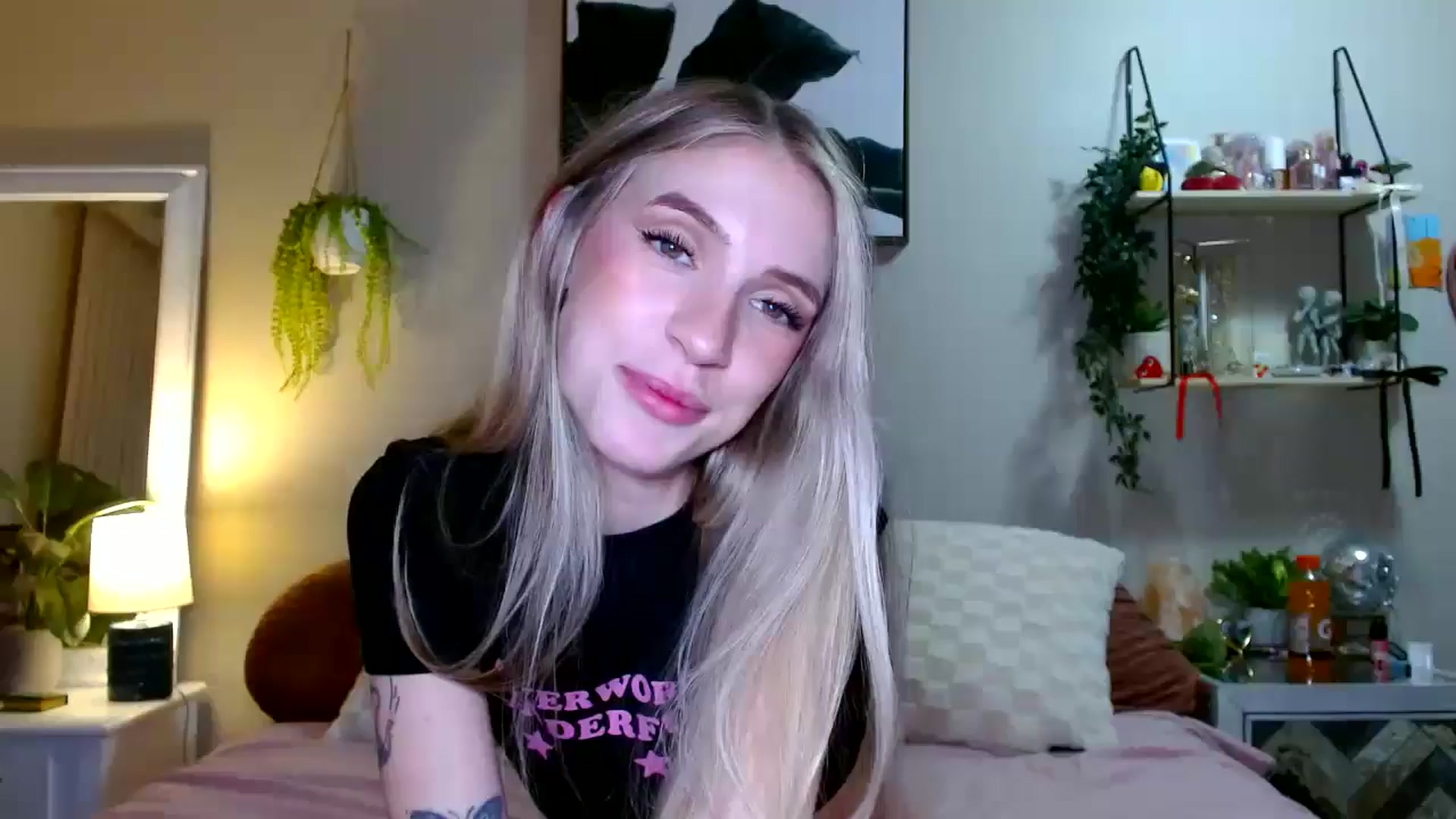 Gallery image thumbnail from Em_babyxx's myfreecams stream on, 02/24/2026, 11:10 image 1 of 20
