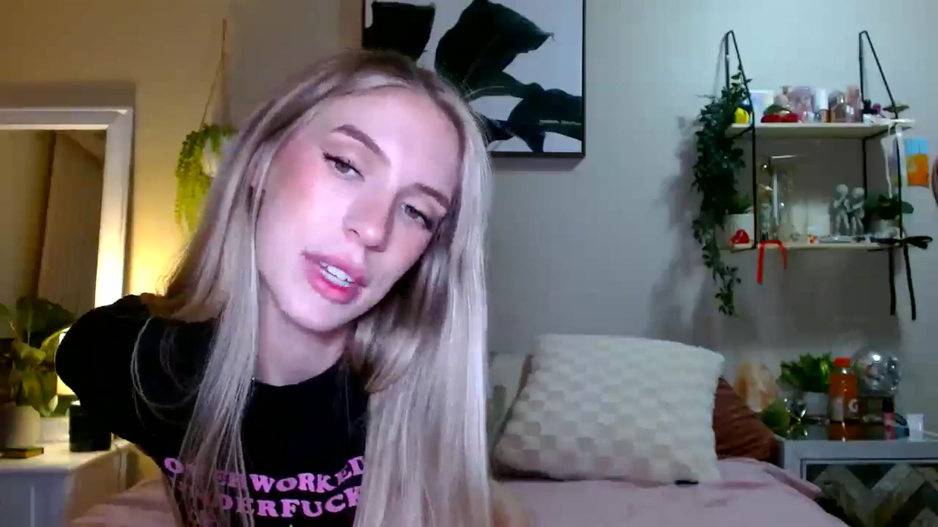Gallery image thumbnail from Em_babyxx's myfreecams stream on, 02/24/2026, 11:10 image 5 of 20