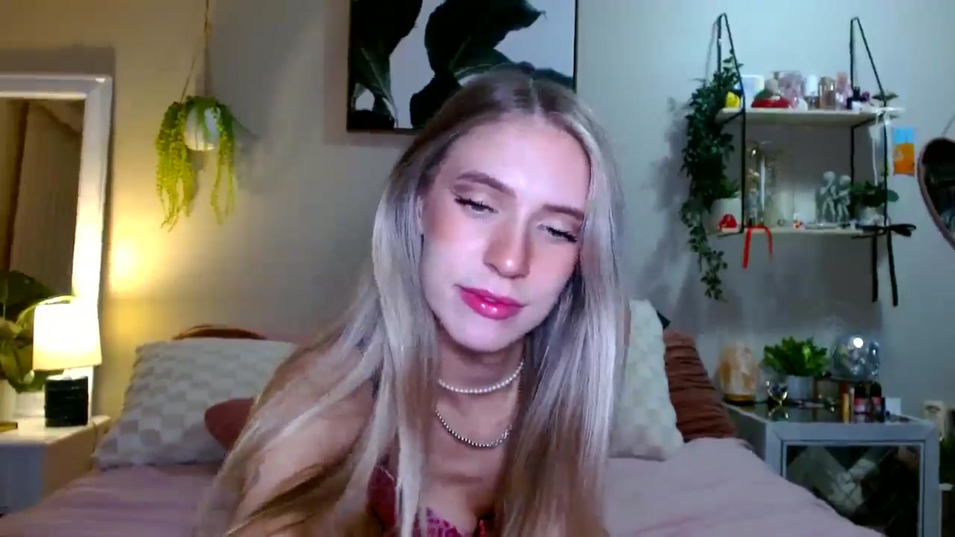 Gallery image thumbnail from Em_babyxx's myfreecams stream on, 02/28/2026, 09:44 image 8 of 20
