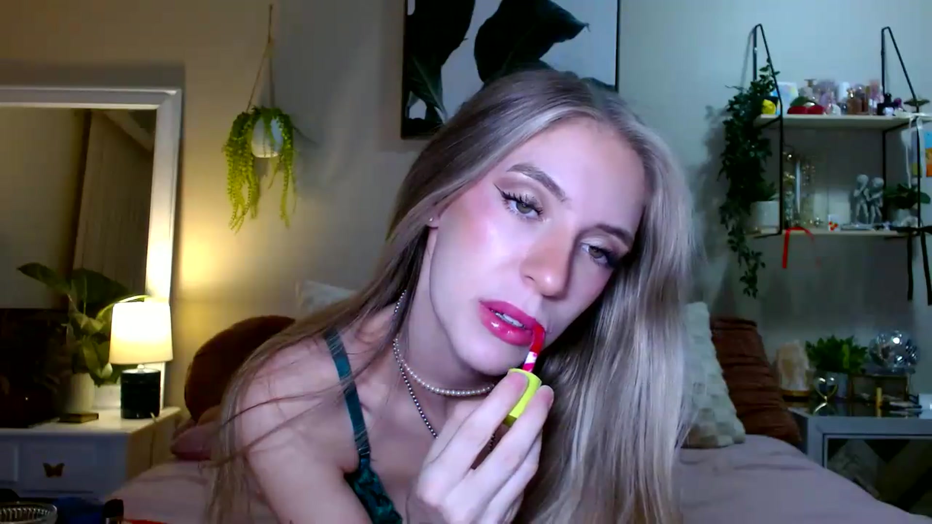 Gallery image thumbnail from Em_babyxx's myfreecams stream on, 03/09/2026, 08:42 image 5 of 20