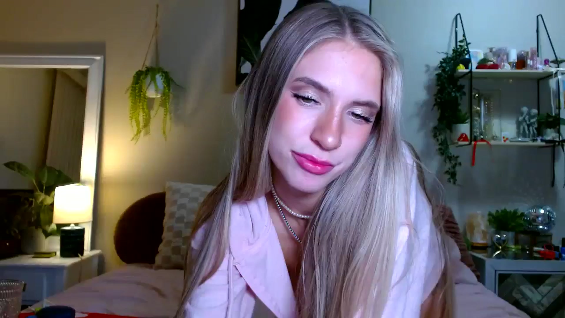 Gallery image thumbnail from Em_babyxx's myfreecams stream on, 03/25/2026, 10:53 image 20 of 20