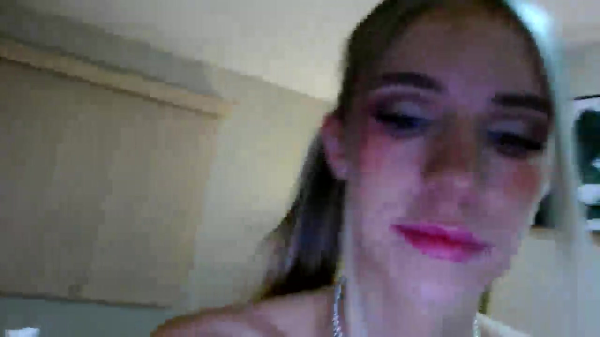 Gallery image thumbnail from Em_babyxx's myfreecams stream on, 04/09/2026, 08:31 image 15 of 20