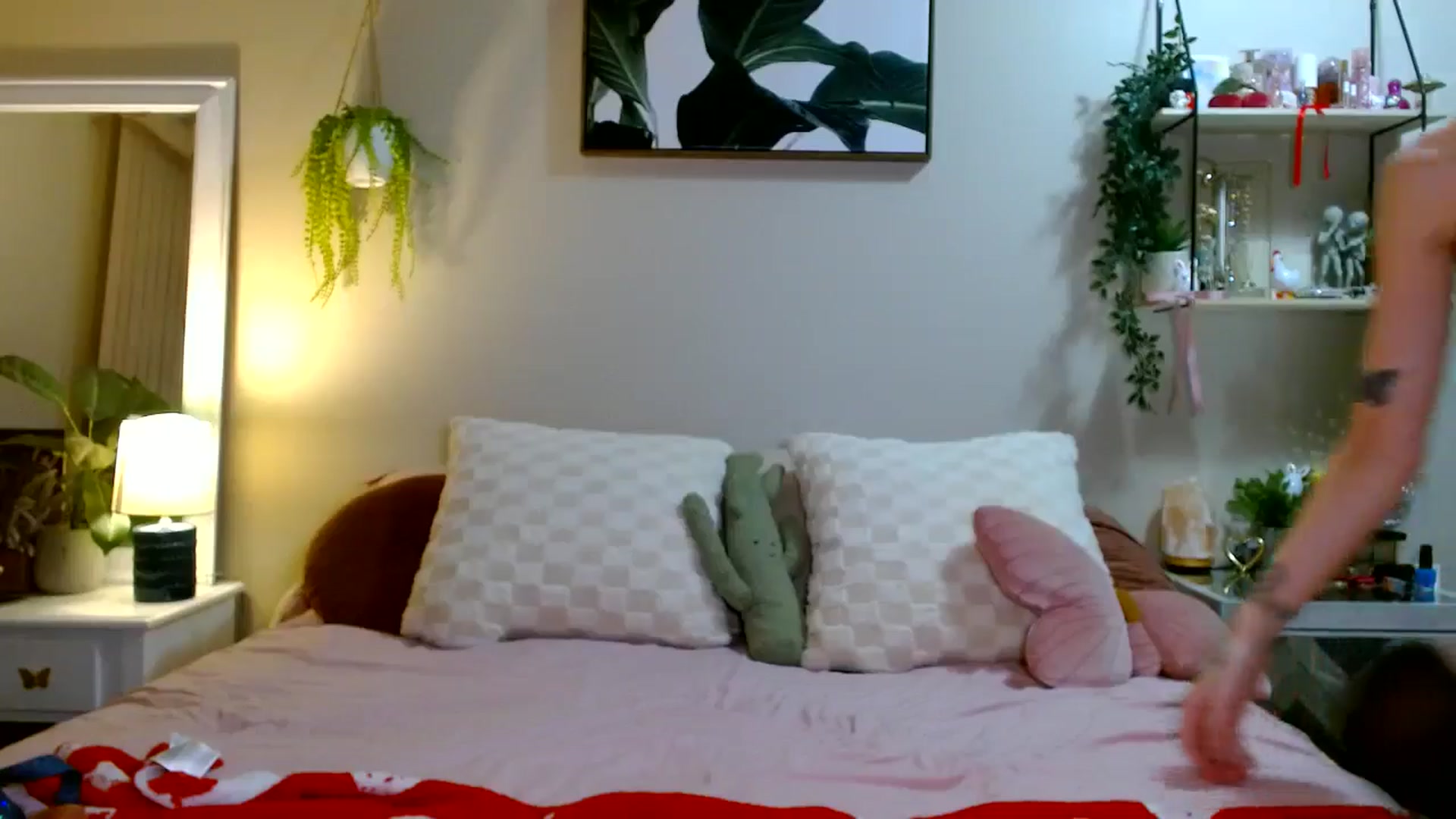 Gallery image thumbnail from Em_babyxx's myfreecams stream on, 04/10/2026, 10:03 image 13 of 20