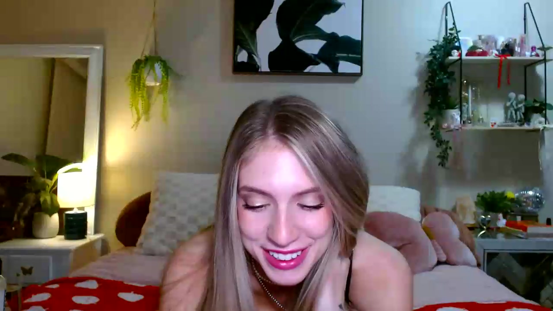 Gallery image thumbnail from Em_babyxx's myfreecams stream on, 05/04/2026, 07:58 image 4 of 20