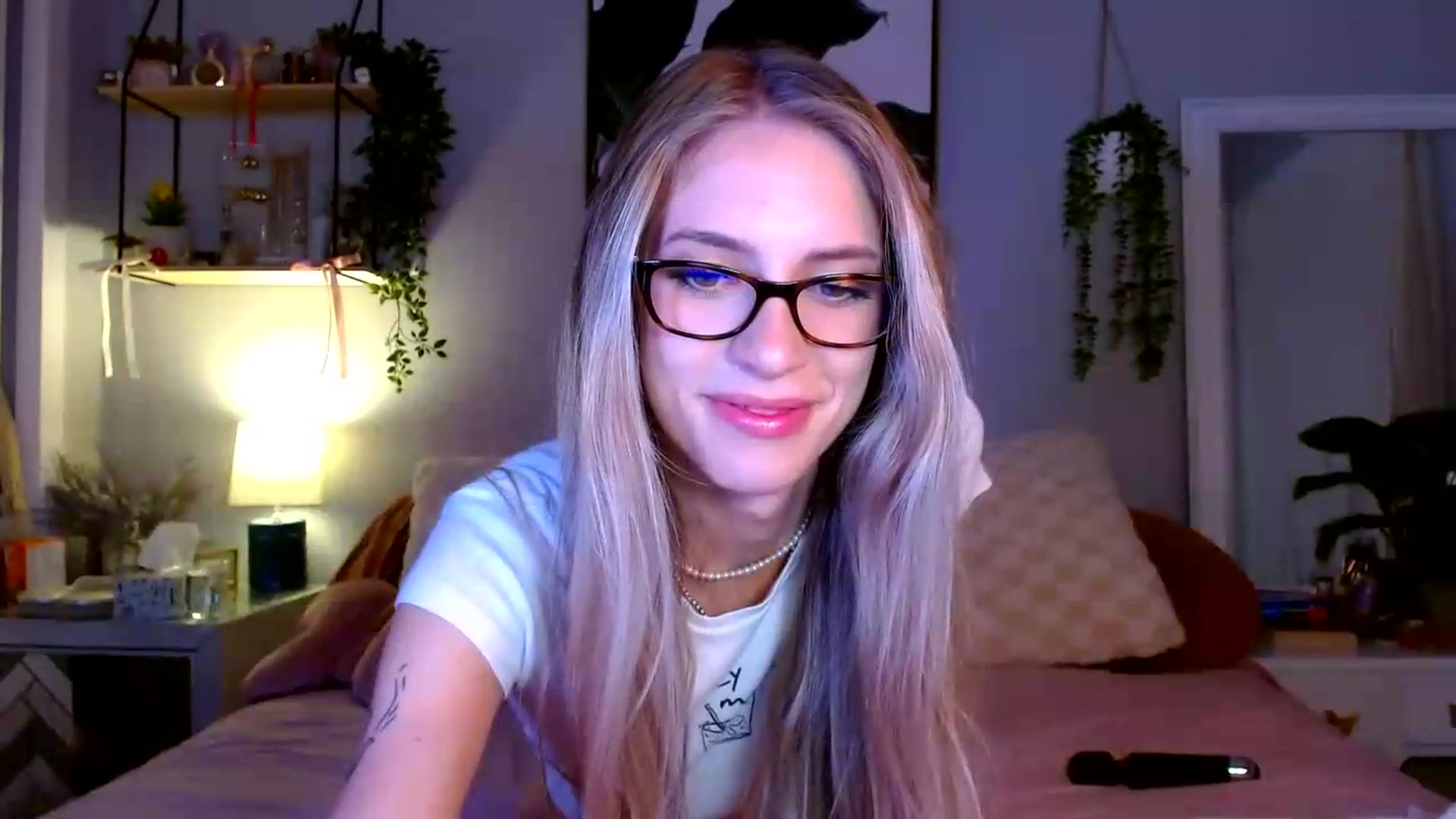Gallery image thumbnail from Em_babyxx's myfreecams stream on, 07/29/2026, 09:37 image 19 of 20