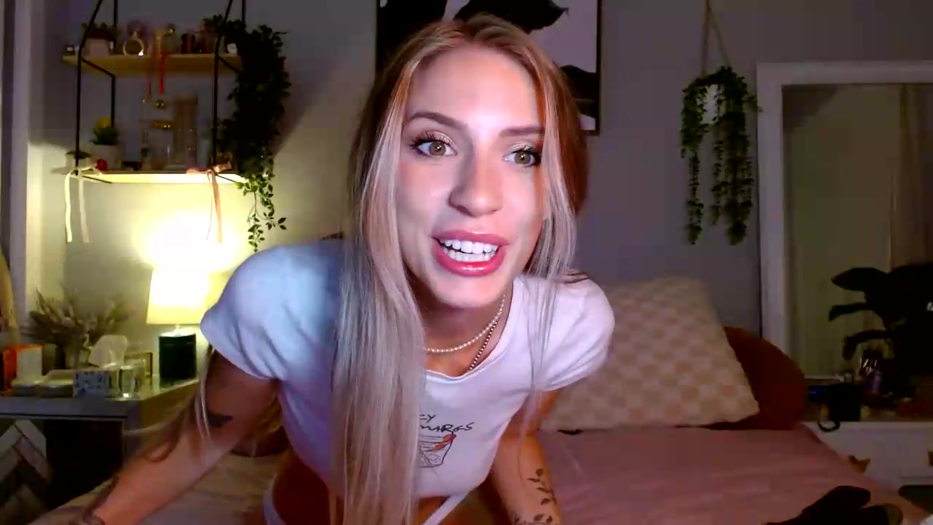 Gallery image thumbnail from Em_babyxx's myfreecams stream on, 07/29/2026, 09:37 image 8 of 20