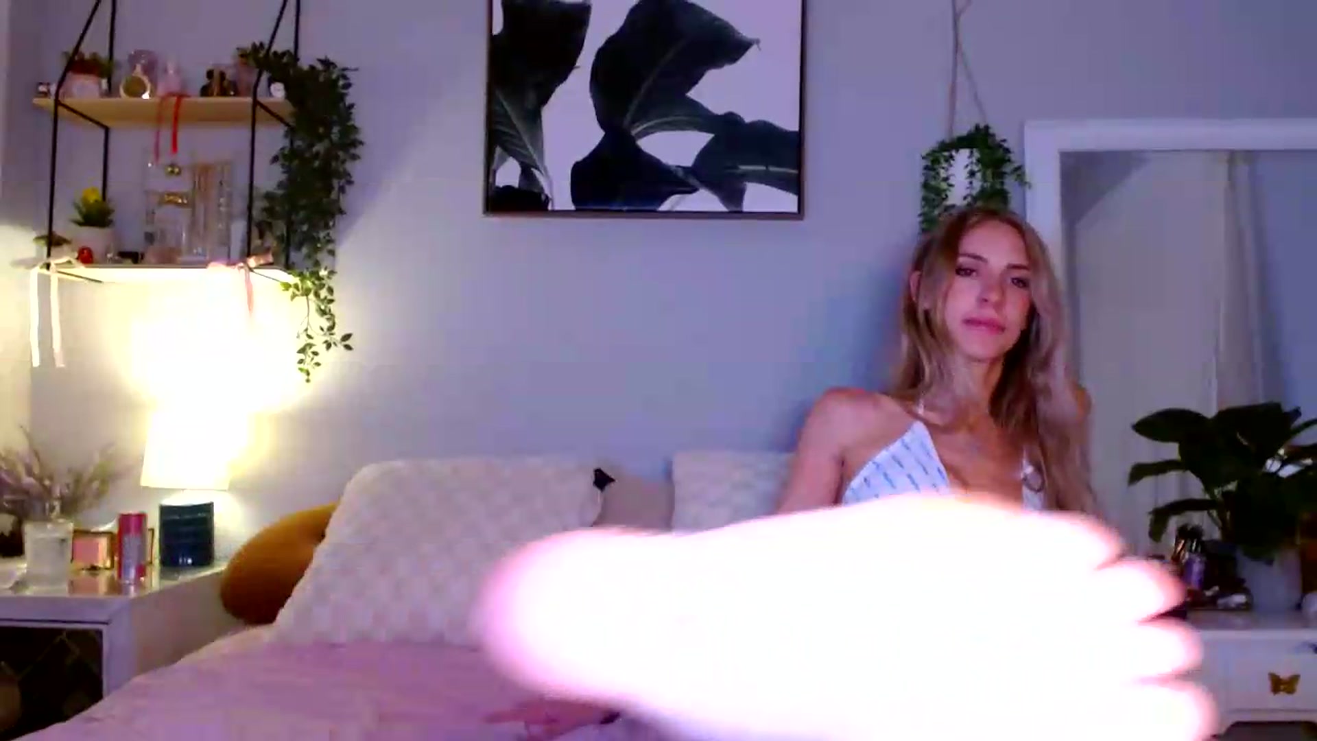 Gallery image thumbnail from Em_babyxx's myfreecams stream on, 07/31/2026, 11:10 image 4 of 20