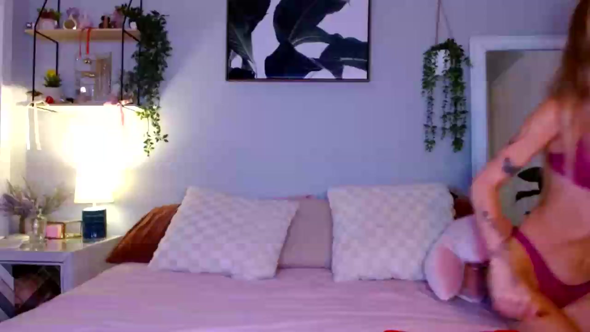 Gallery image thumbnail from Em_babyxx's myfreecams stream on, 08/09/2026, 10:04 image 2 of 20