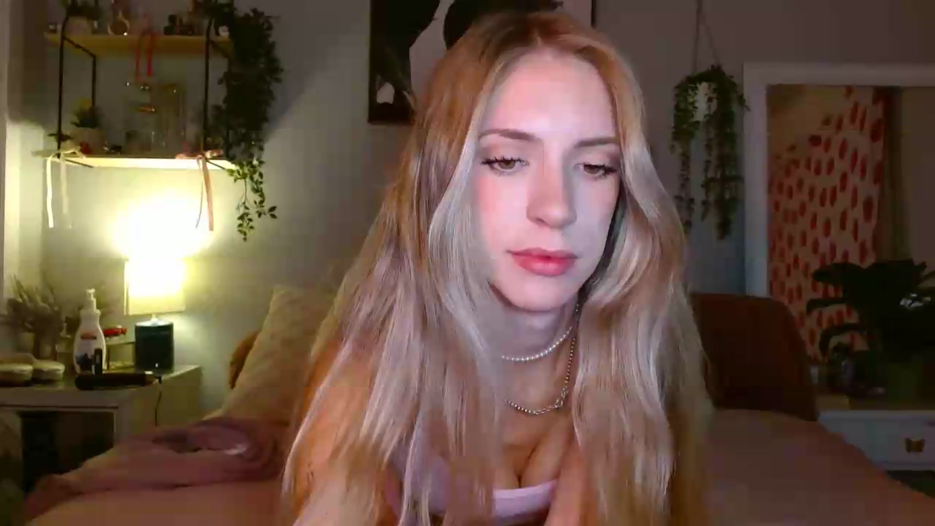 Gallery image thumbnail from Em_babyxx's myfreecams stream on, 08/14/2026, 03:21 image 8 of 20