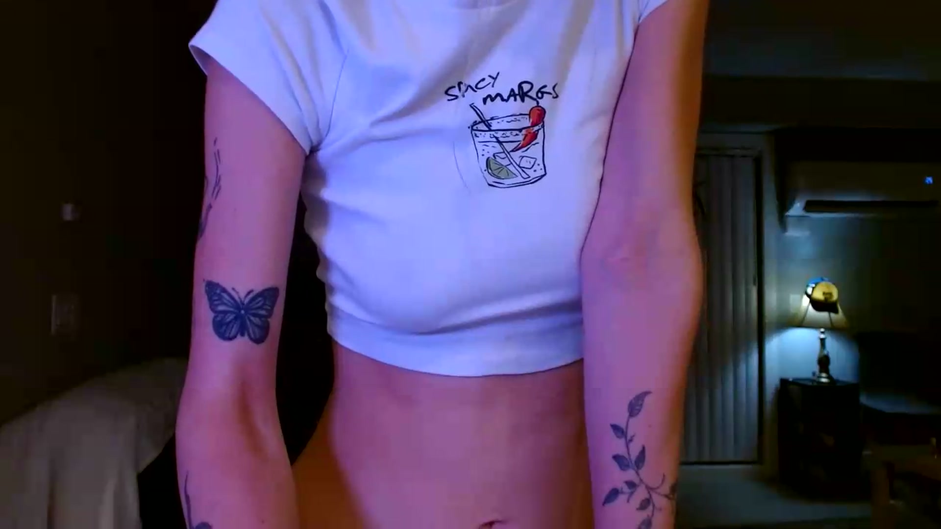 Gallery image thumbnail from Em_babyxx's myfreecams stream on, 09/13/2026, 12:25 image 19 of 20