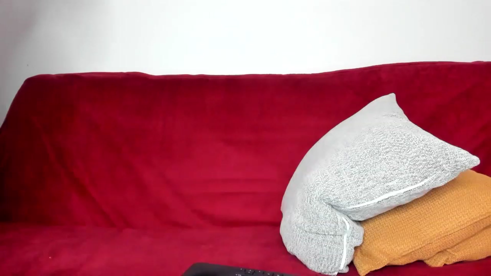 Gallery image thumbnail from Ema_em's myfreecams stream on, 05/14/2023, 20:43 image 2 of 20