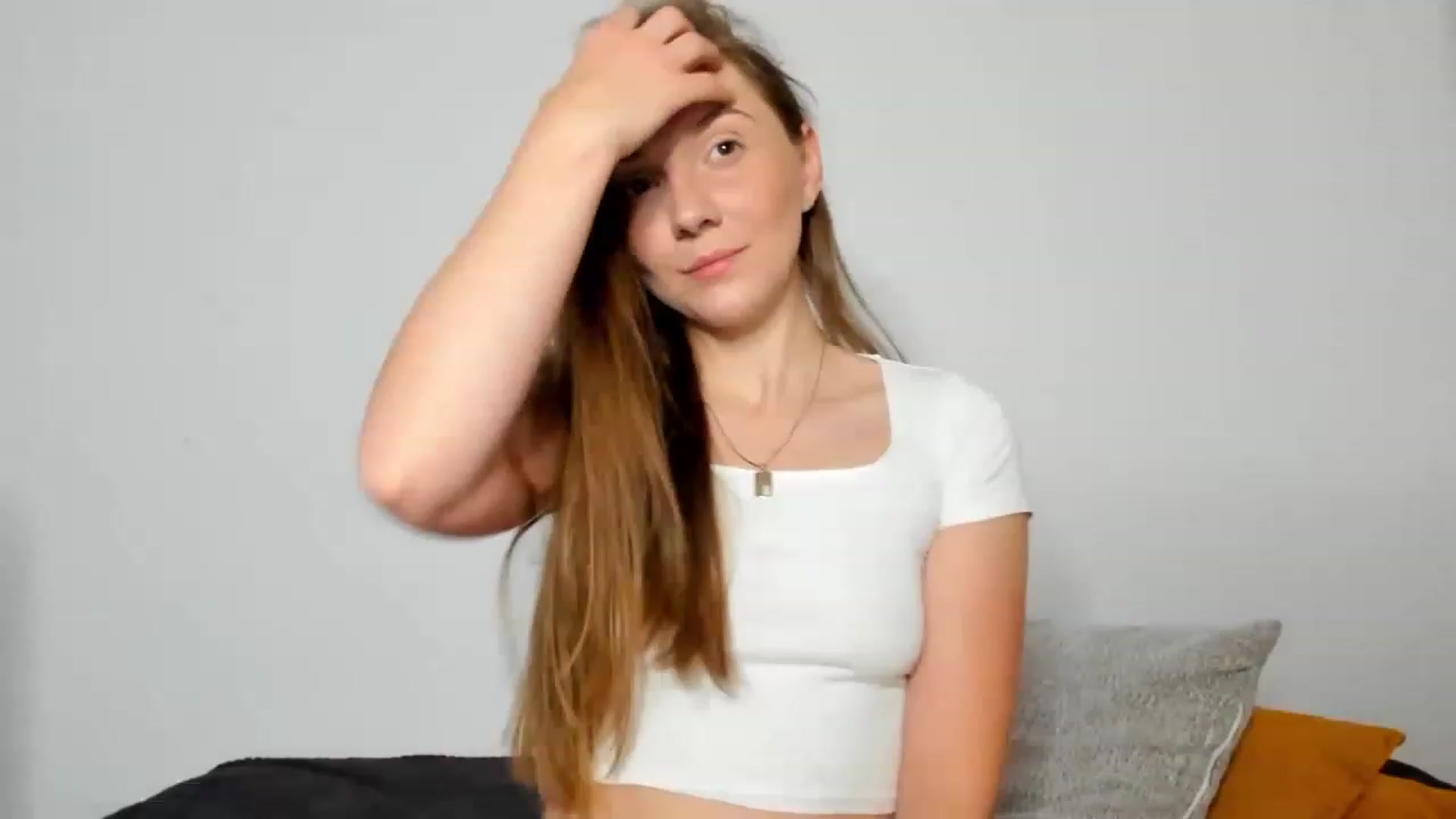Gallery image thumbnail from Ema_em's myfreecams stream on, 06/14/2023, 21:37 image 12 of 20