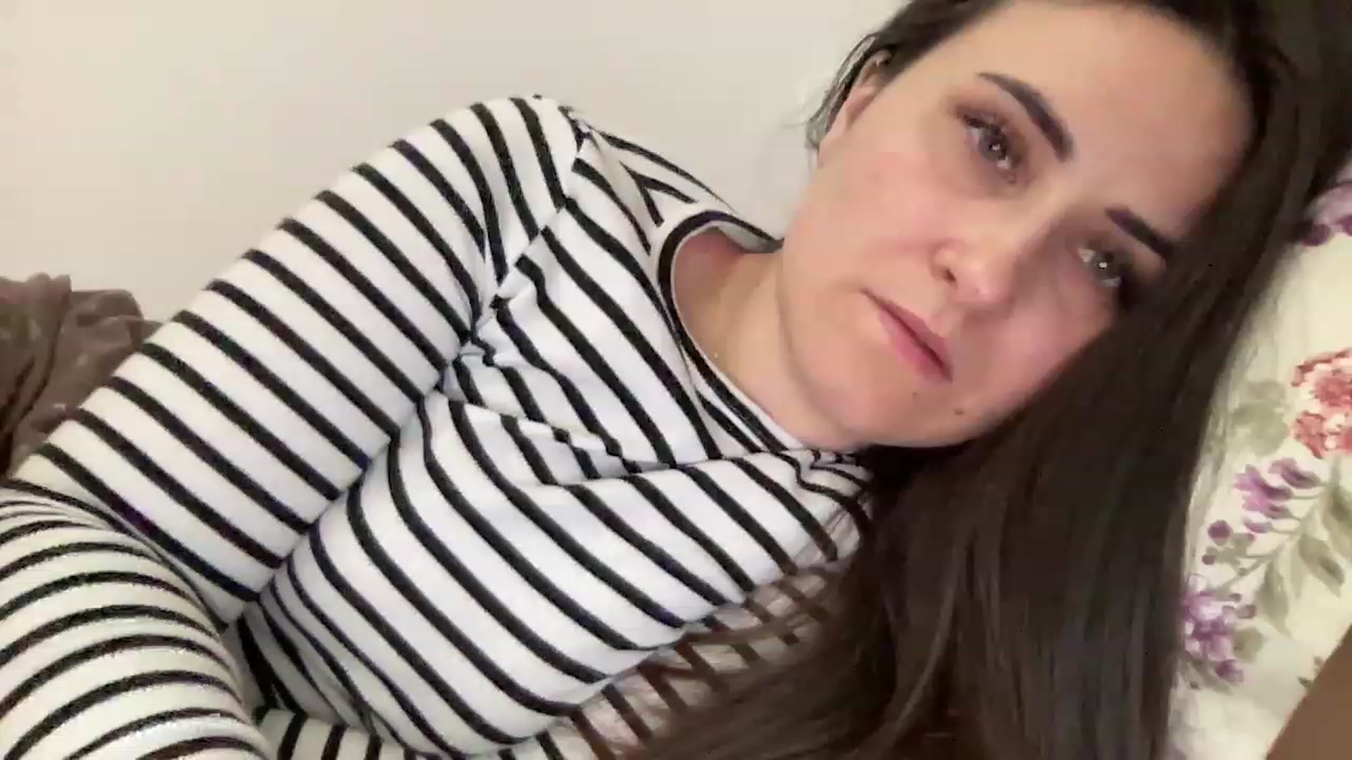 Gallery image thumbnail from Emafox's myfreecams stream on, 04/29/2023, 19:02 image 1 of 20
