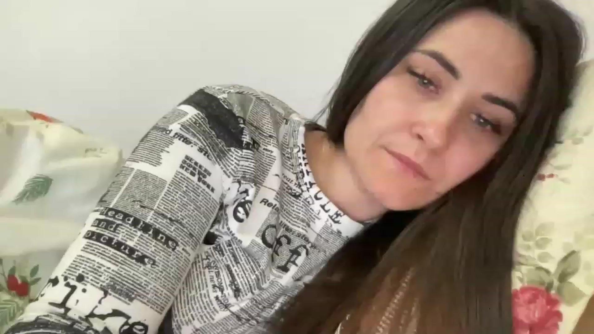 Gallery image thumbnail from Emafox's myfreecams stream on, 05/02/2023, 16:59 image 9 of 20