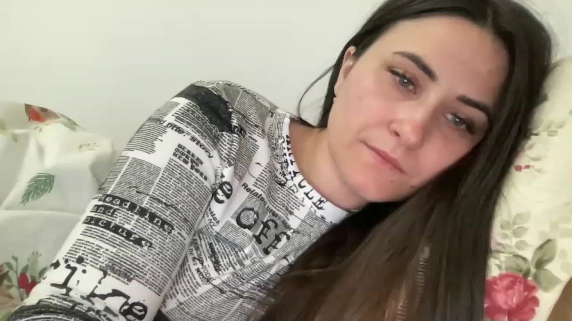 Gallery image thumbnail from Emafox's myfreecams stream on, 05/02/2023, 16:59 image 4 of 20