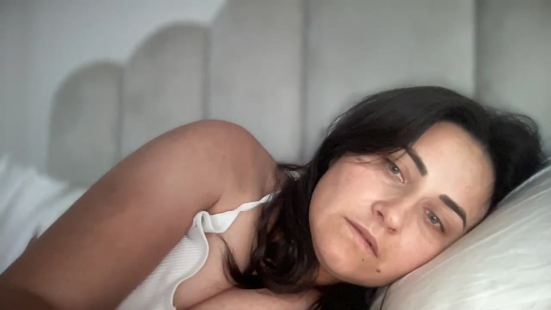 Gallery image thumbnail from Emafox's myfreecams stream on, 09/29/2024, 11:33 image 9 of 20