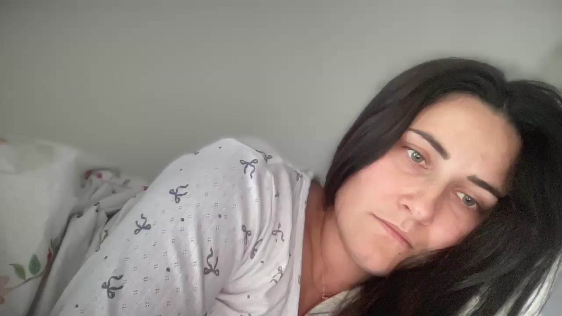 Gallery image thumbnail from Emafox's myfreecams stream on, 10/21/2024, 11:10 image 6 of 20