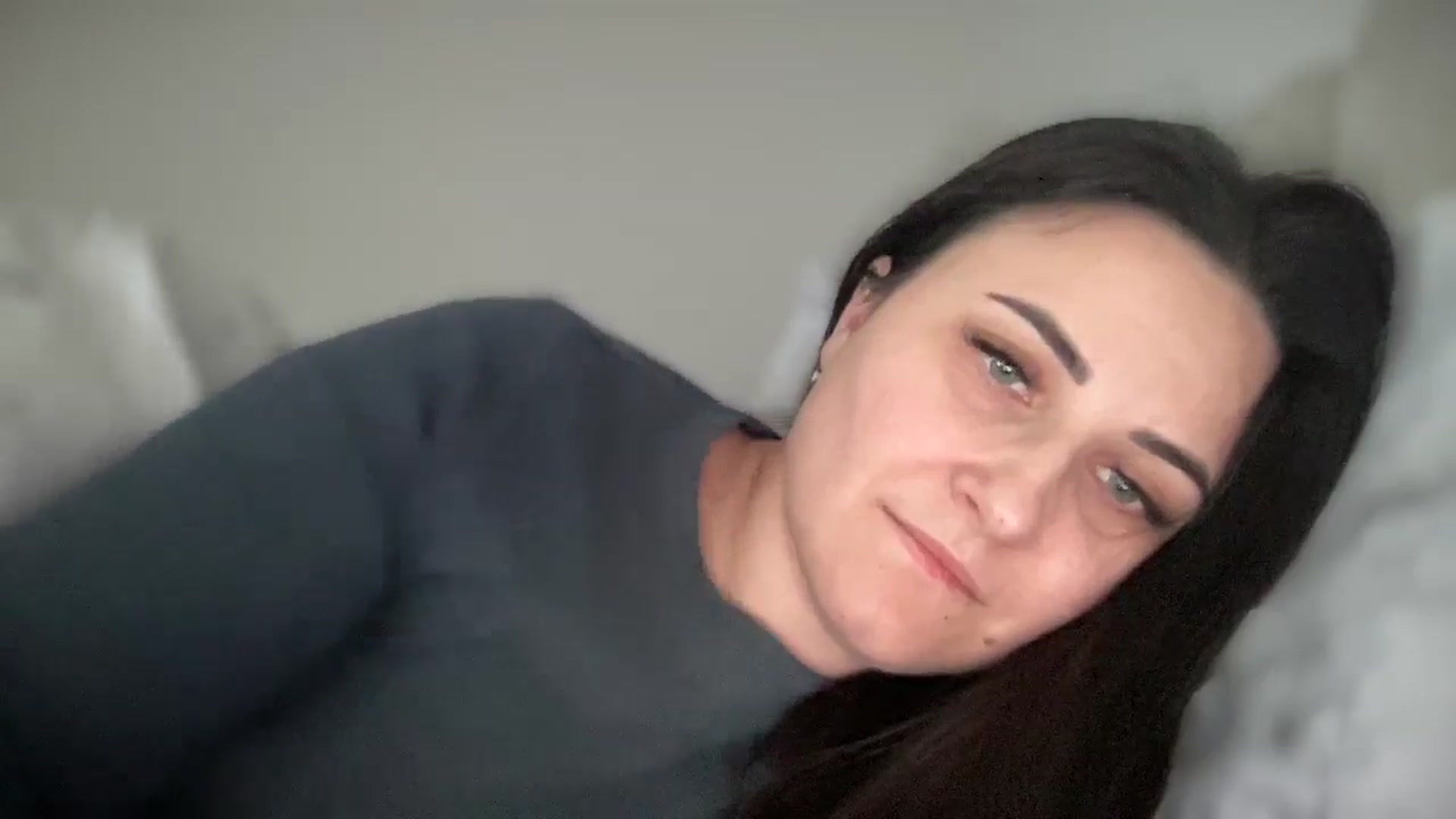 Gallery image thumbnail from Emafox's myfreecams stream on, 01/26/2025, 12:07 image 11 of 20