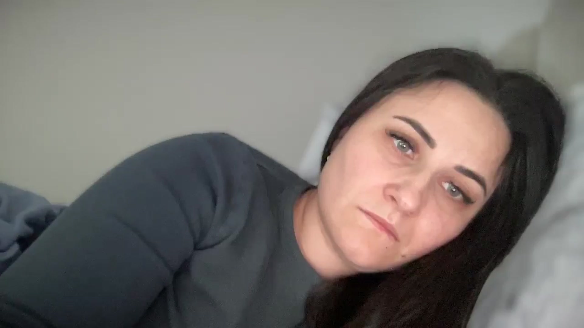 Gallery image thumbnail from Emafox's myfreecams stream on, 01/26/2025, 12:26 image 6 of 20