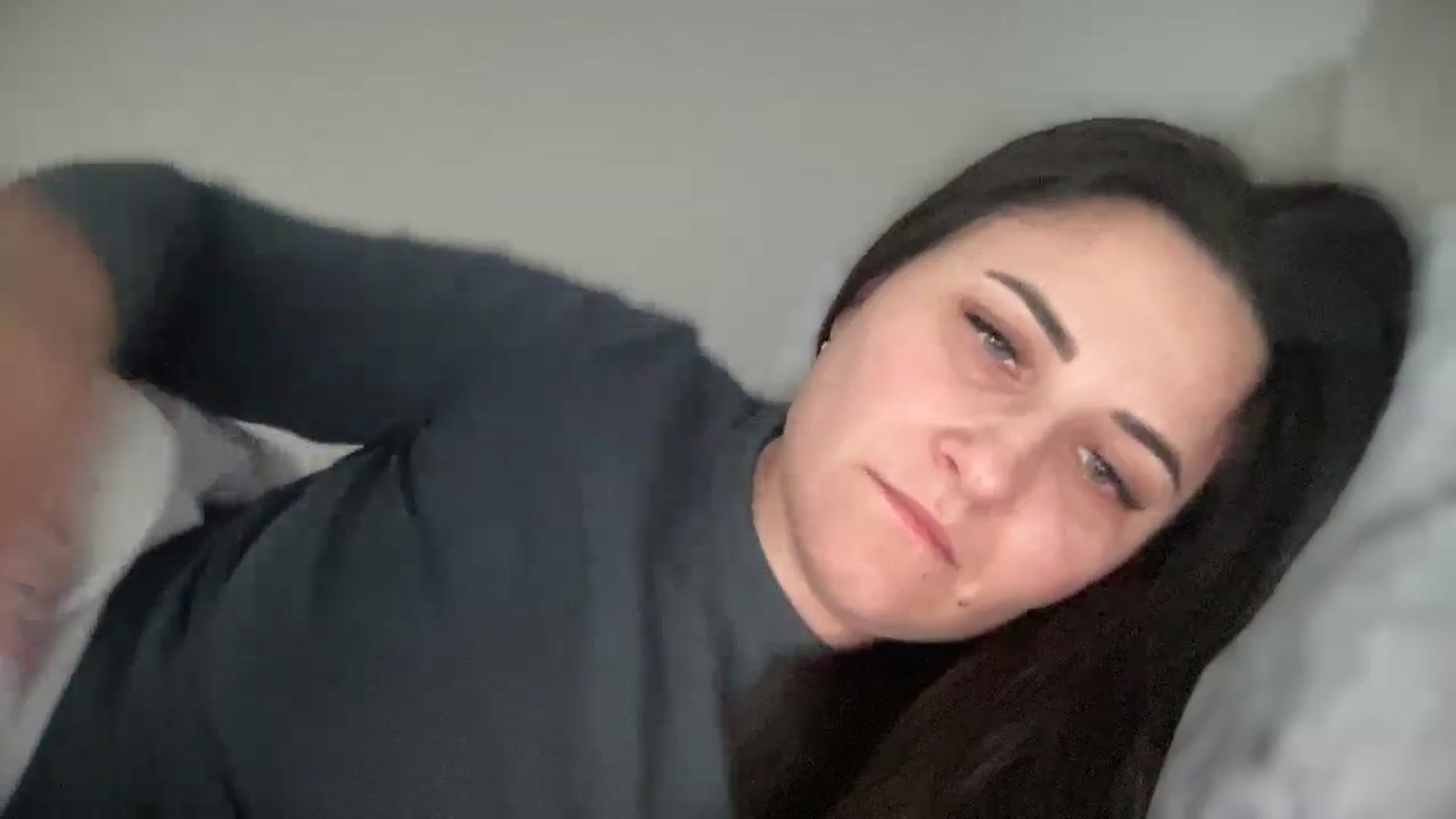 Gallery image thumbnail from Emafox's myfreecams stream on, 01/26/2025, 12:26 image 2 of 20