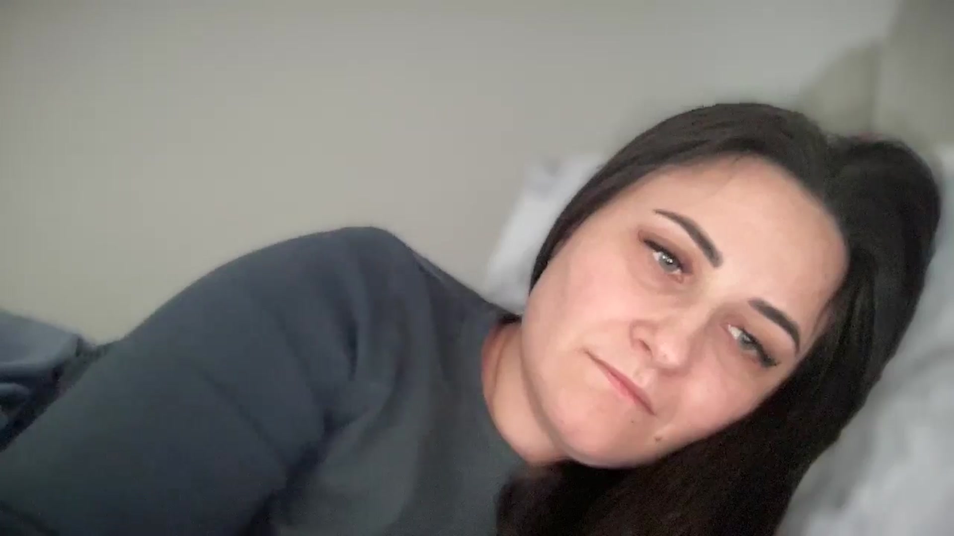Gallery image thumbnail from Emafox's myfreecams stream on, 01/26/2025, 12:26 image 11 of 20