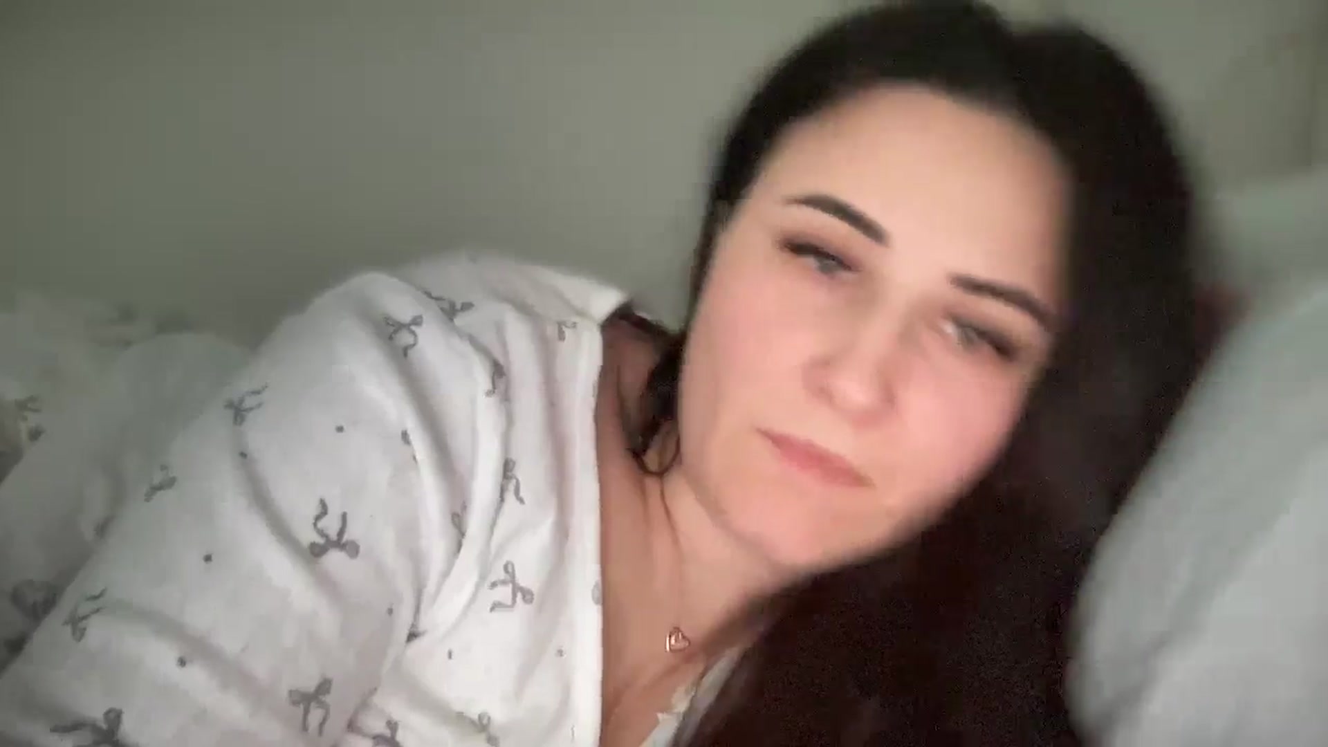 Gallery image thumbnail from Emafox's myfreecams stream on, 01/28/2025, 10:09 image 16 of 20