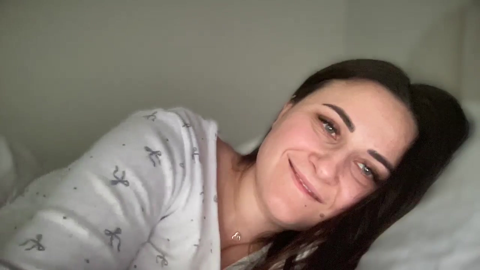 Gallery image thumbnail from Emafox's myfreecams stream on, 01/28/2025, 11:43 image 2 of 20