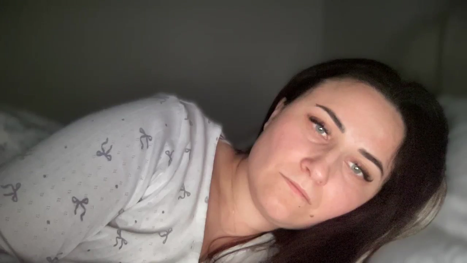 Gallery image thumbnail from Emafox's myfreecams stream on, 01/28/2025, 15:03 image 16 of 20