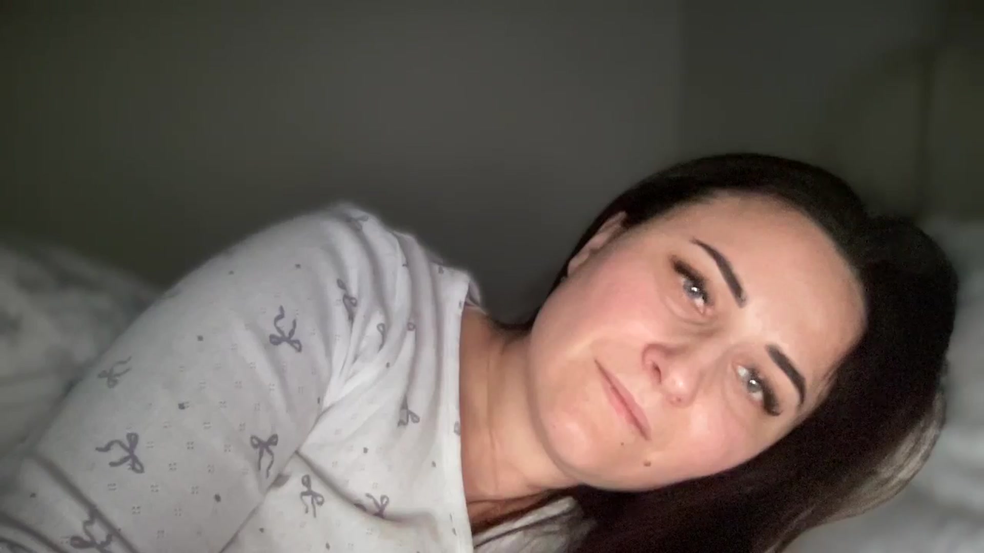 Gallery image thumbnail from Emafox's myfreecams stream on, 01/28/2025, 15:03 image 10 of 20